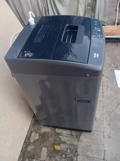 Haier 8.5kg automatic washing machine 1 touch 10 /10 condition