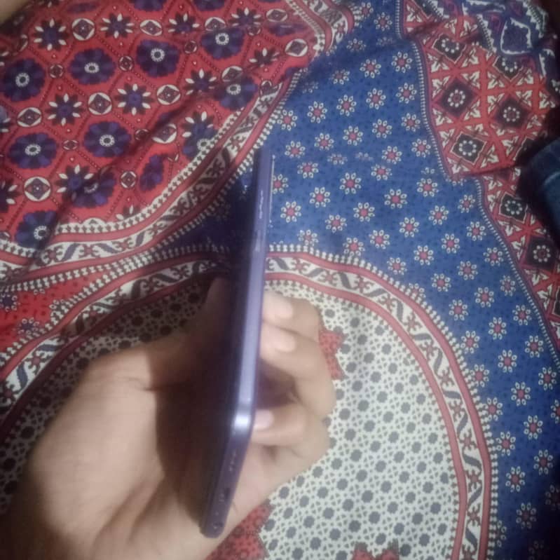 Tecno CAMON 18T 1
