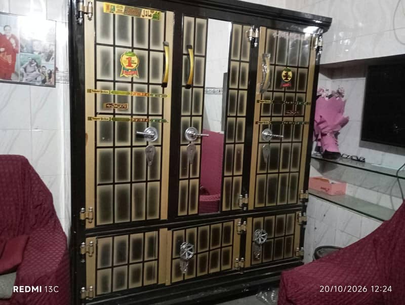 3 door wardrobe 3