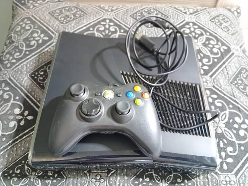 XBOX 360 SLIM 4