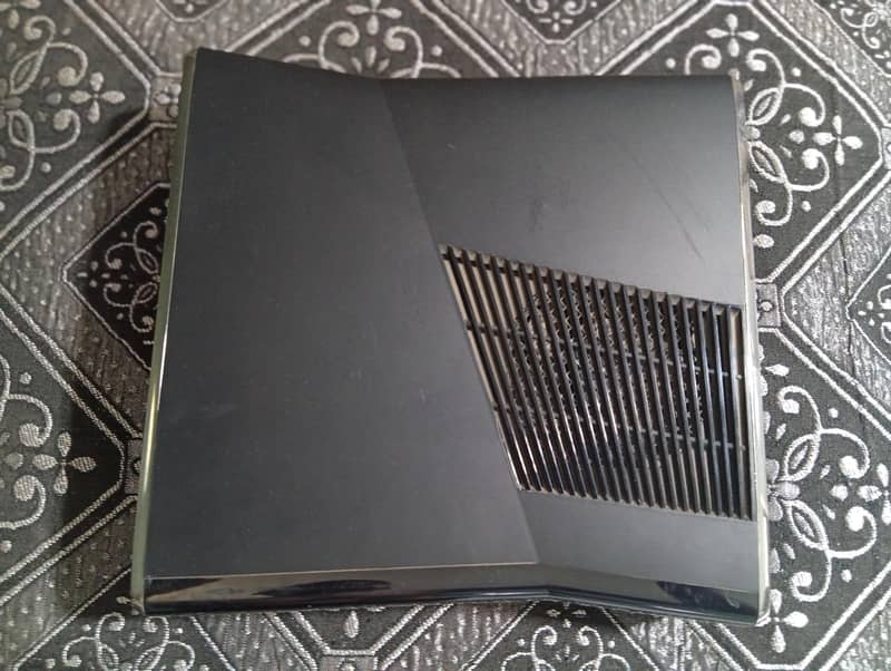 XBOX 360 SLIM 5