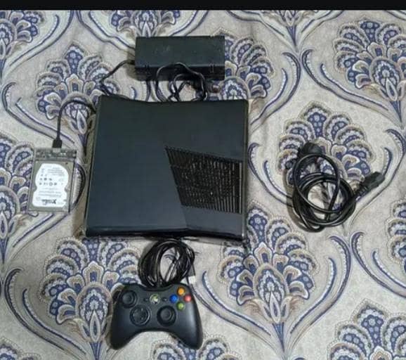 XBOX 360 SLIM 9
