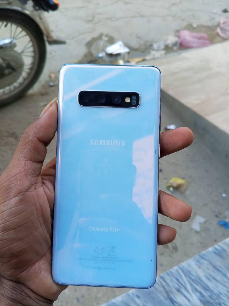 Samsung Mobile S10 Plus 4