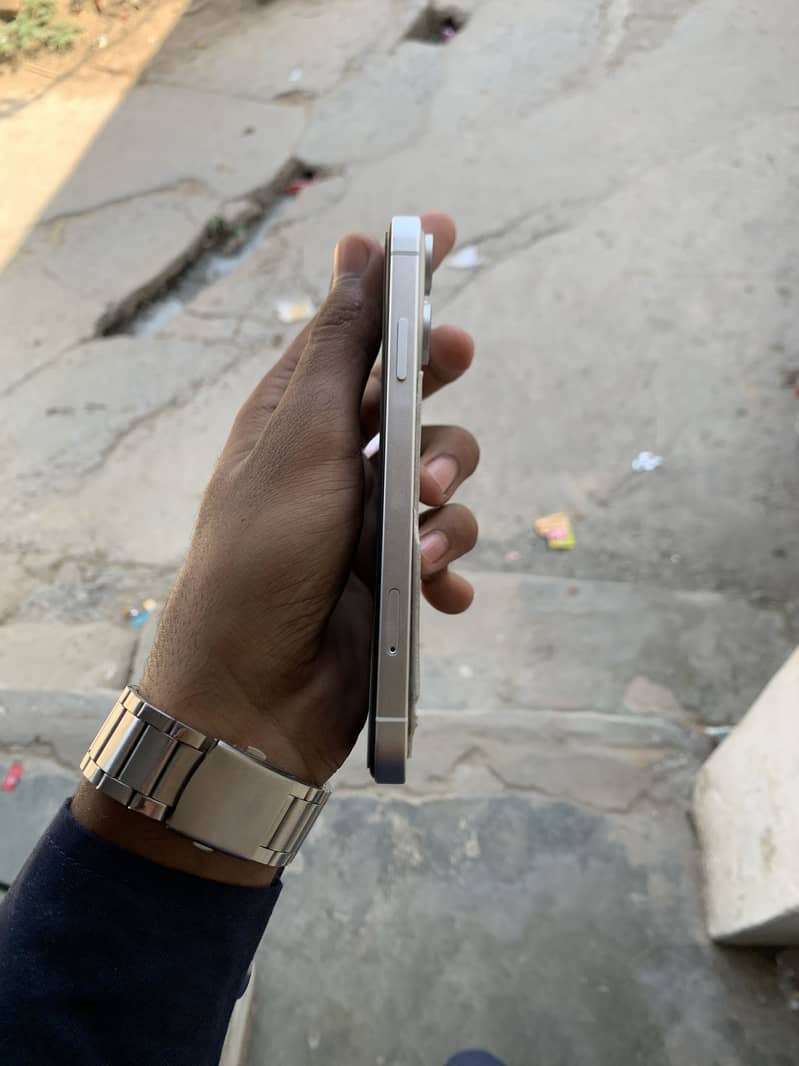 Apple iPhone 11 5