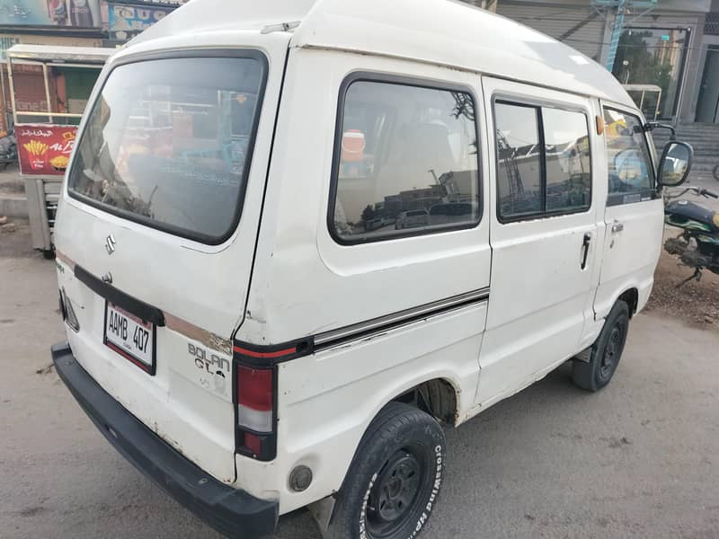 Suzuki Bolan 2013 4