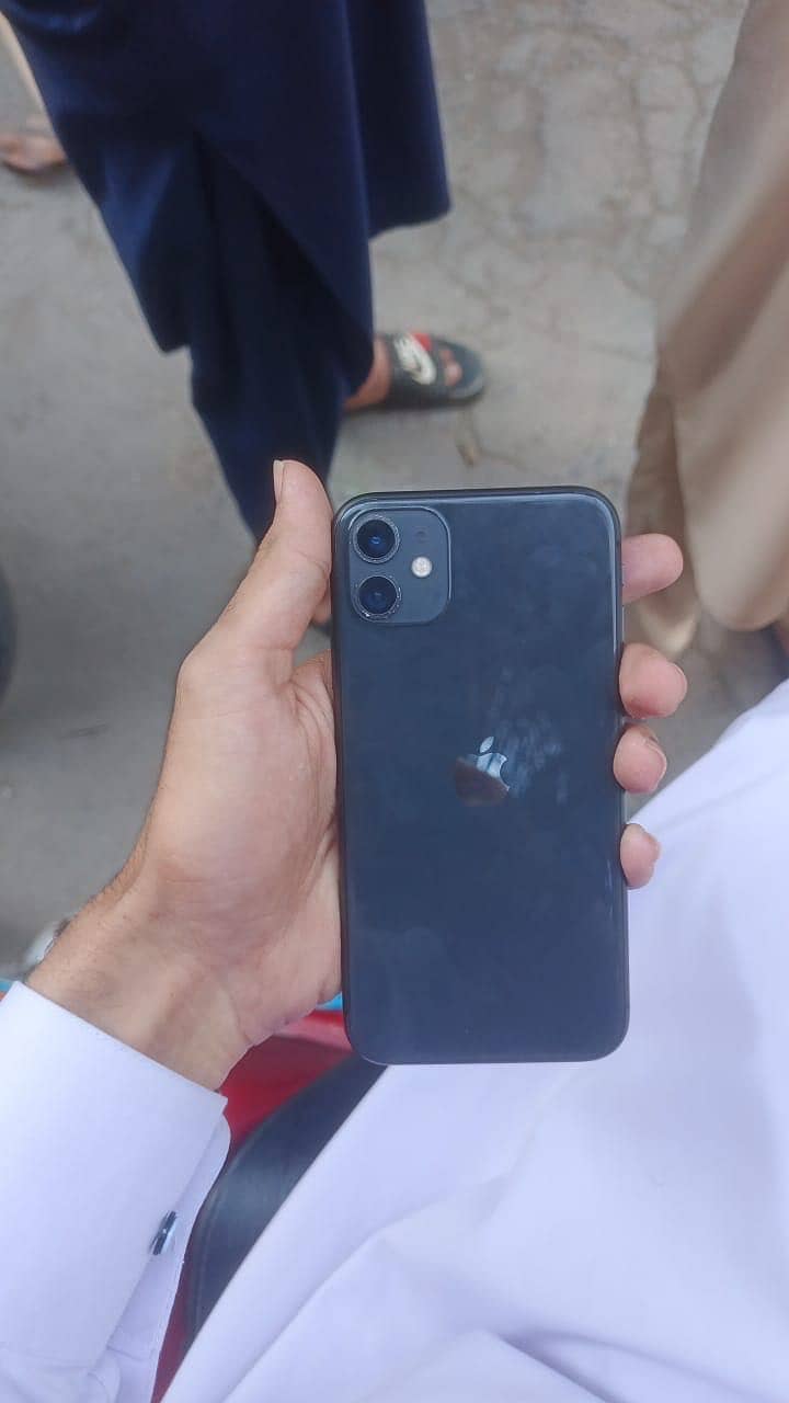 Apple iPhone 11 2