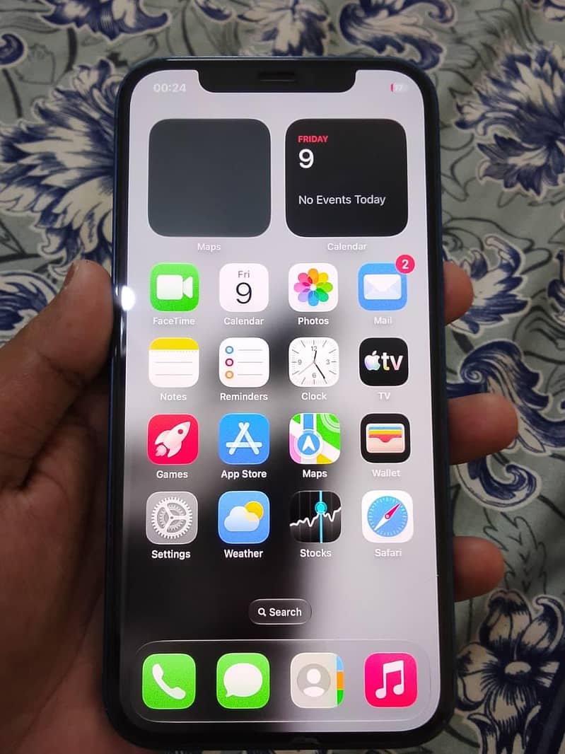 Apple iPhone 12 0