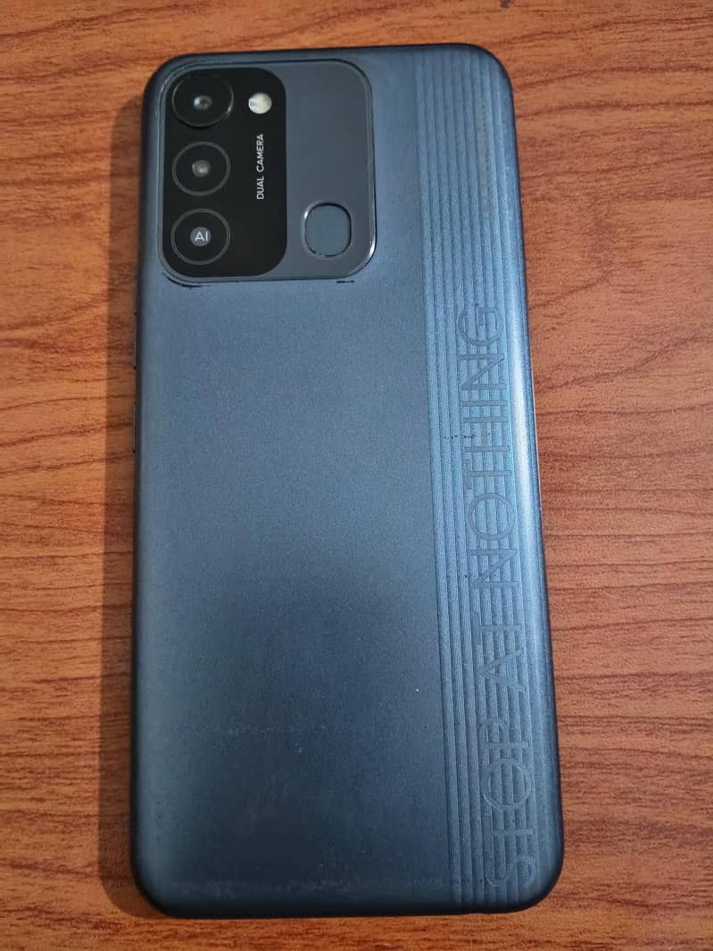 Tecno Spark 8C 2