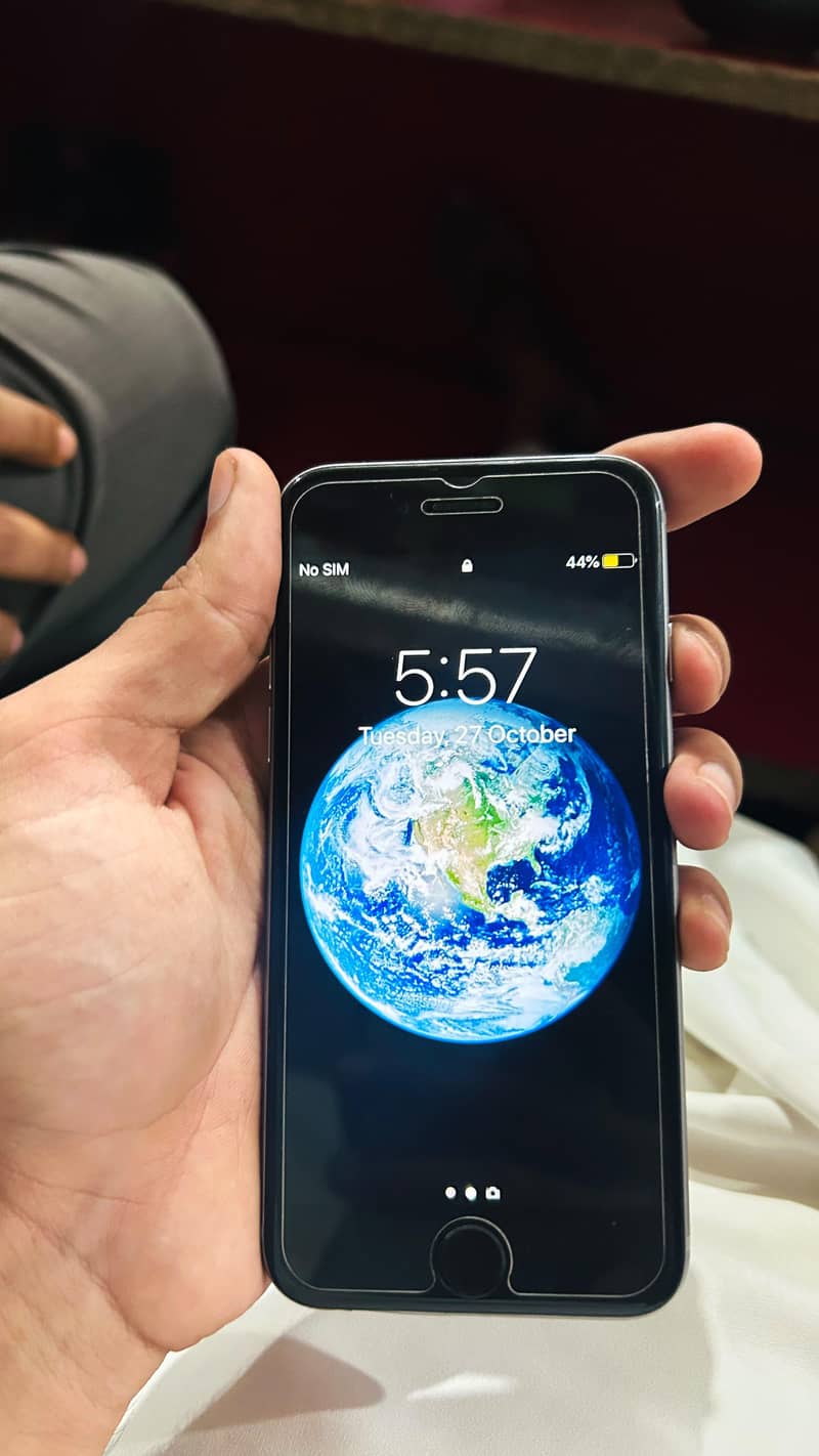 Apple iPhone 6 6