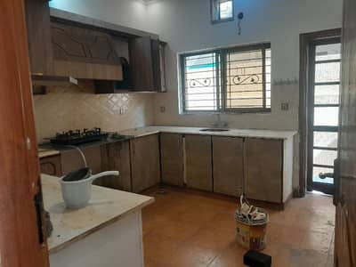 10 Marla Full Hous Available For Rent Tariq Garden Society Block E
