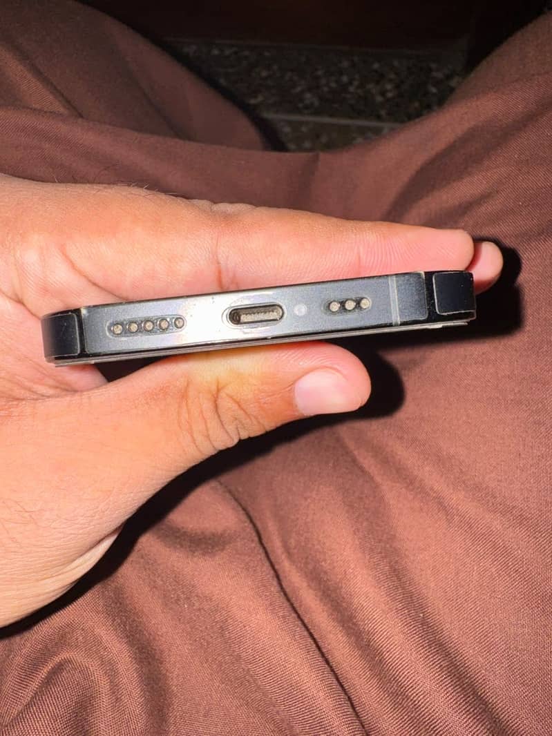 Apple iPhone 14 Pro 1