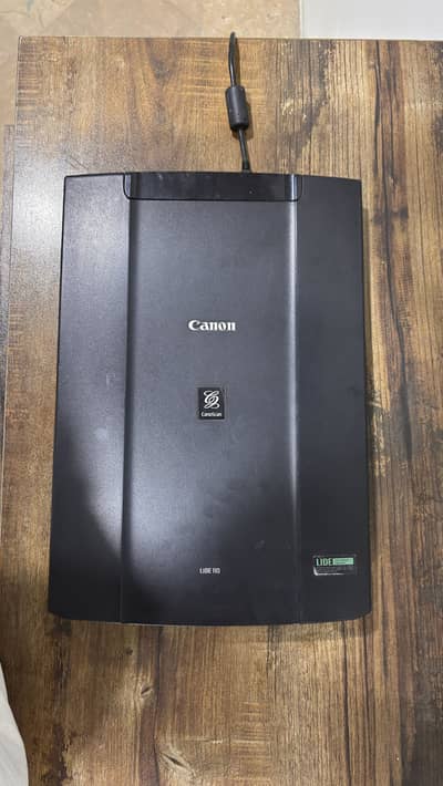 Canon lide 110 scanner