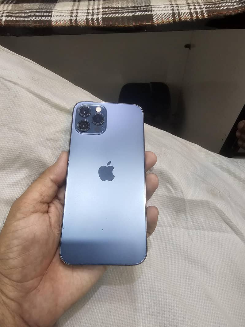 Apple iPhone 12 Pro 0