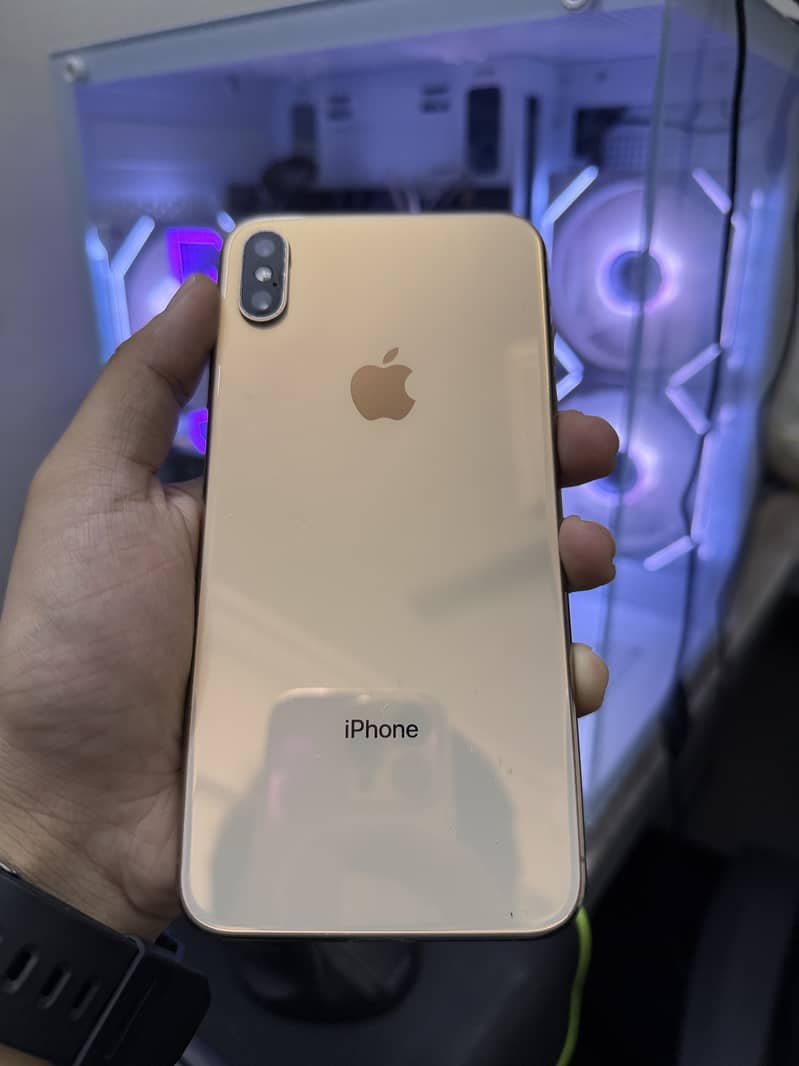 Apple iPhone XS Max 0