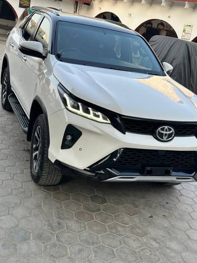 Toyota Fortuner Legender 2023