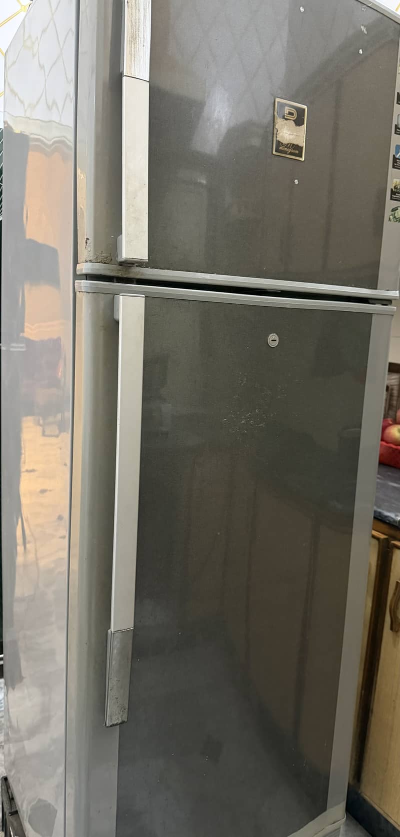 DAWLANCE FRIDGE 1