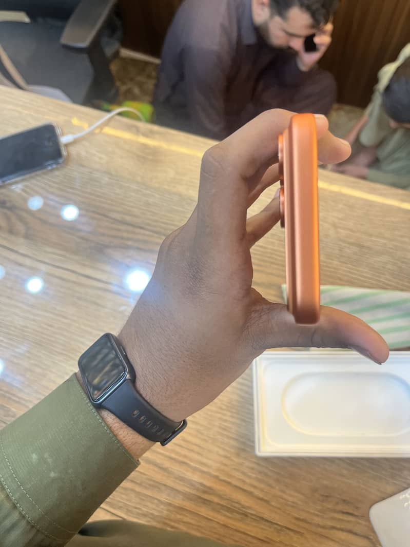 Apple iPhone 17 Pro Max 1