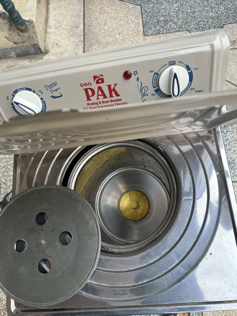 Single Spiner Dryer machine 2
