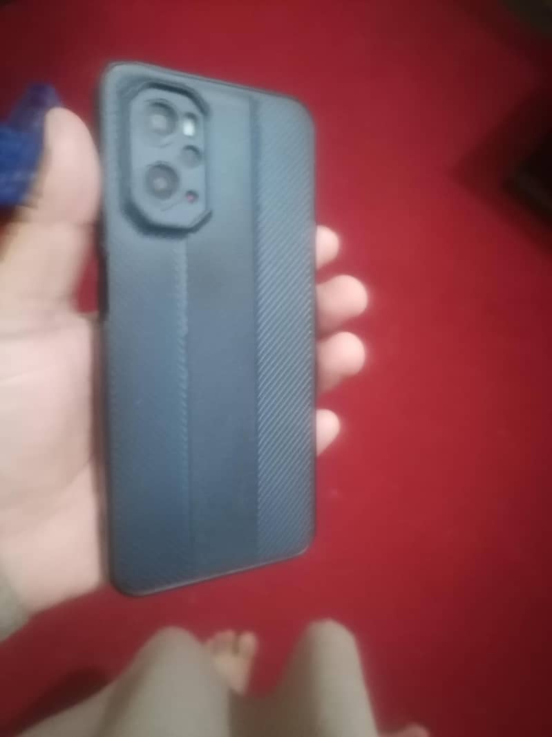 OPPO A76 3