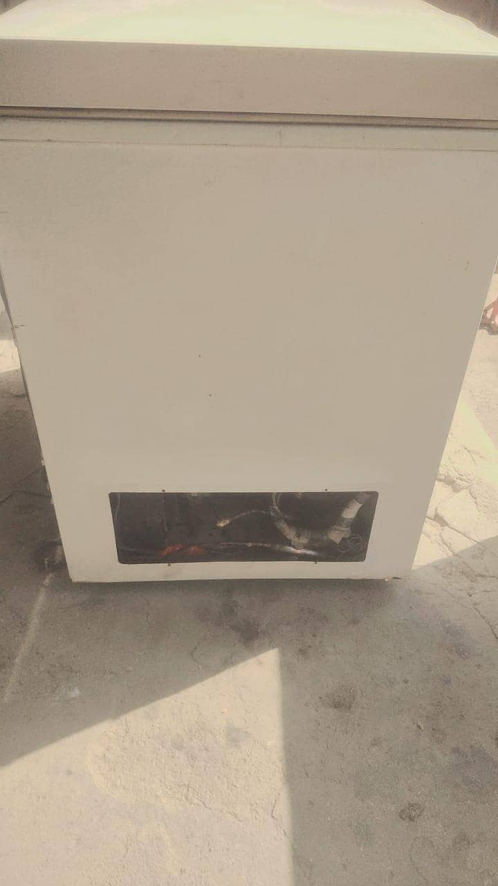 waves deep freezer single door perfect working 1