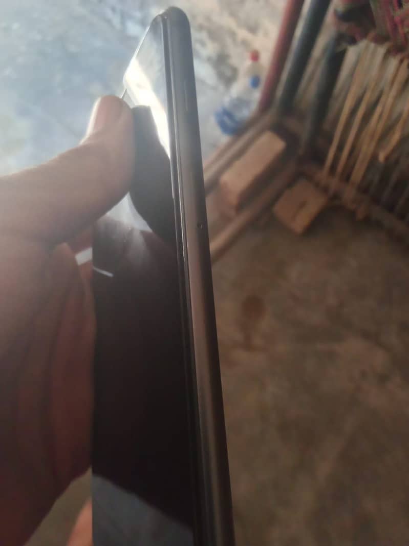 Apple iPhone 8 Plus 1