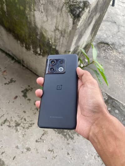 One Plus 10 Pro