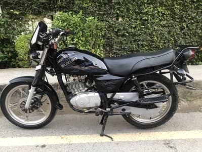 Suzuki gs 150 SE 2020