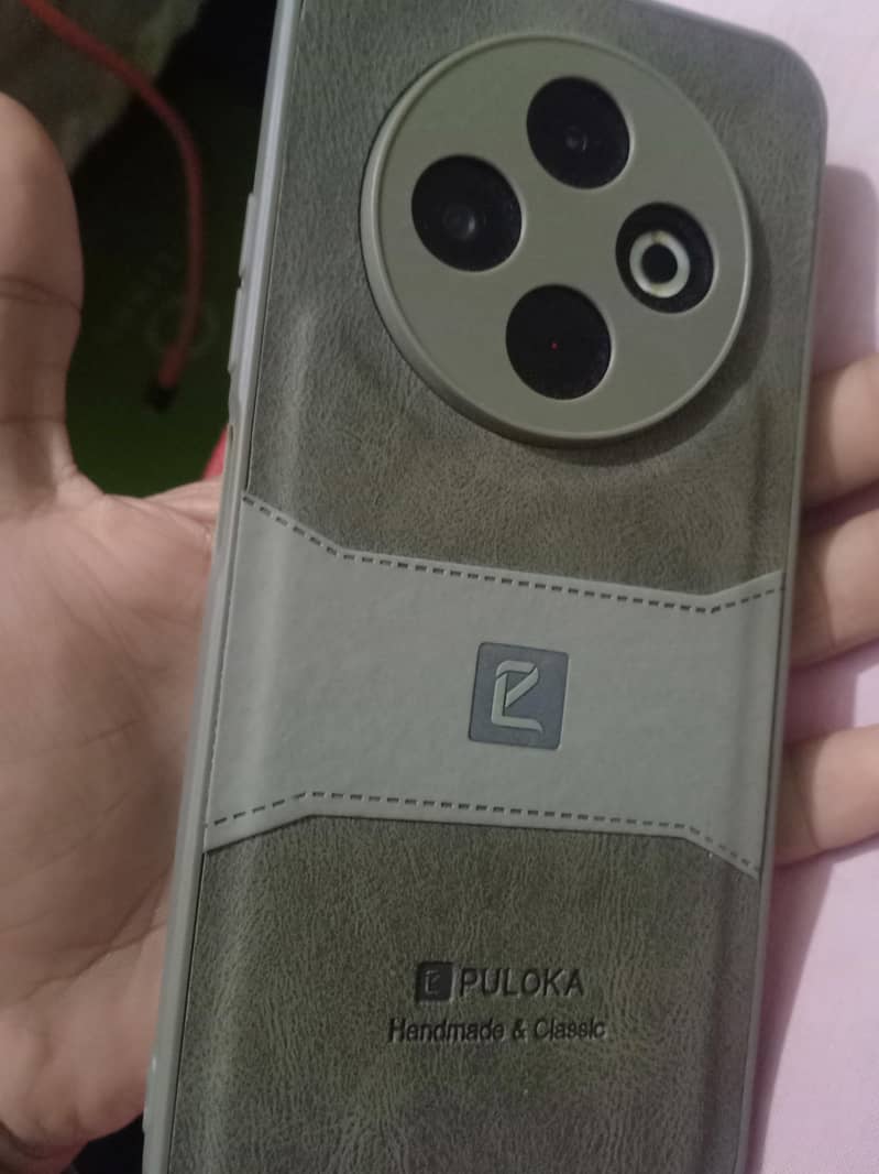 Tecno 12/128 12