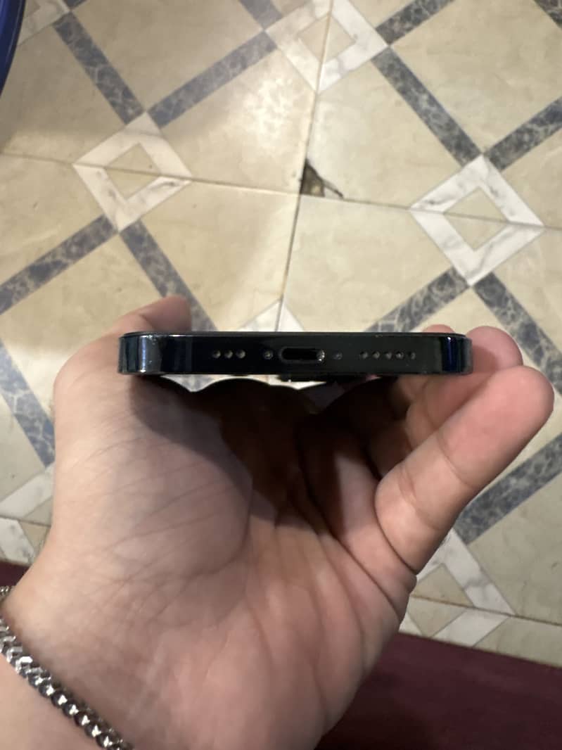 Apple iPhone 12 Pro 7