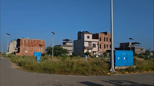 10 Marla Hot Location Plot For Sale In L Block LDA CITY