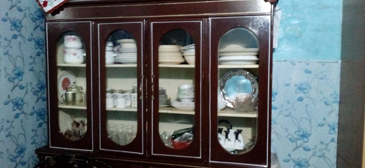 Cupboard 0