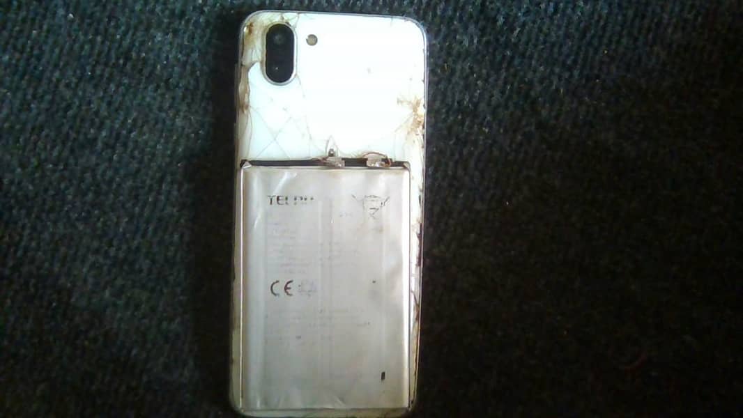 Sharp Aquos R2 1