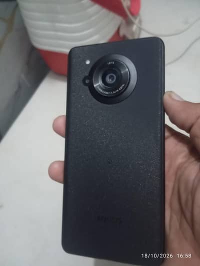 Other Mobiles Other Model Aquos sharp R7 12/256 GB exchange possible