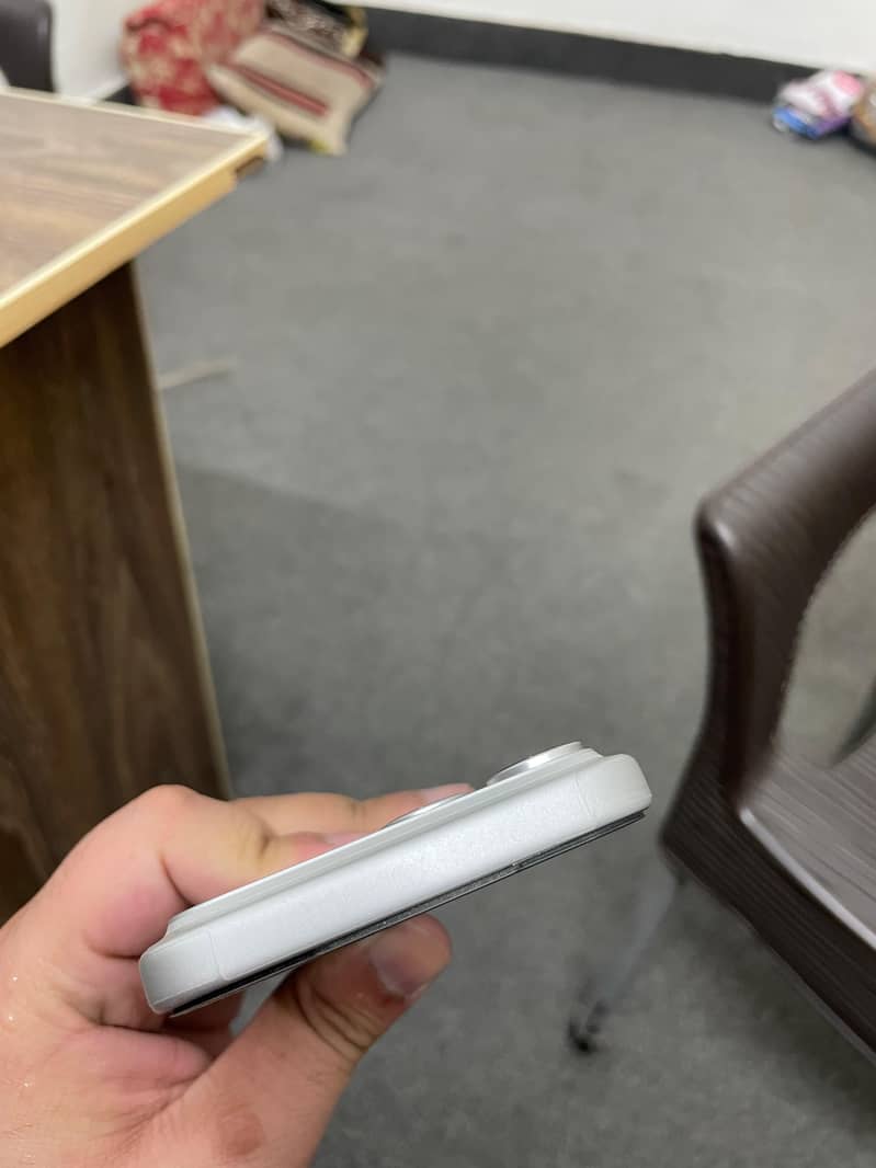 Apple iPhone 17 Pro Max 2