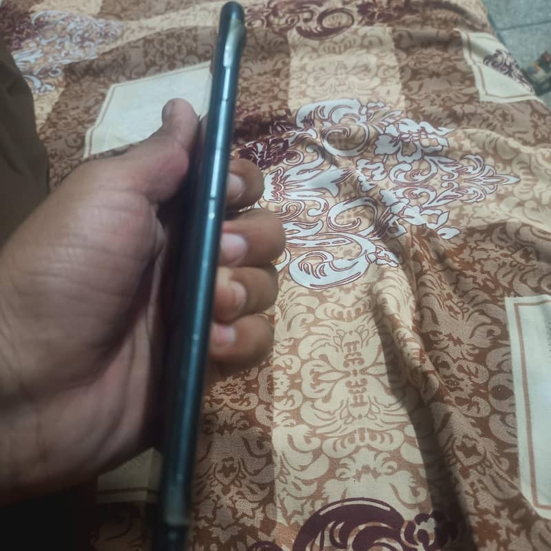 Apple iPhone 7 Plus 32 GB 1