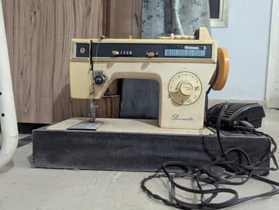 Singer Sewing Machine