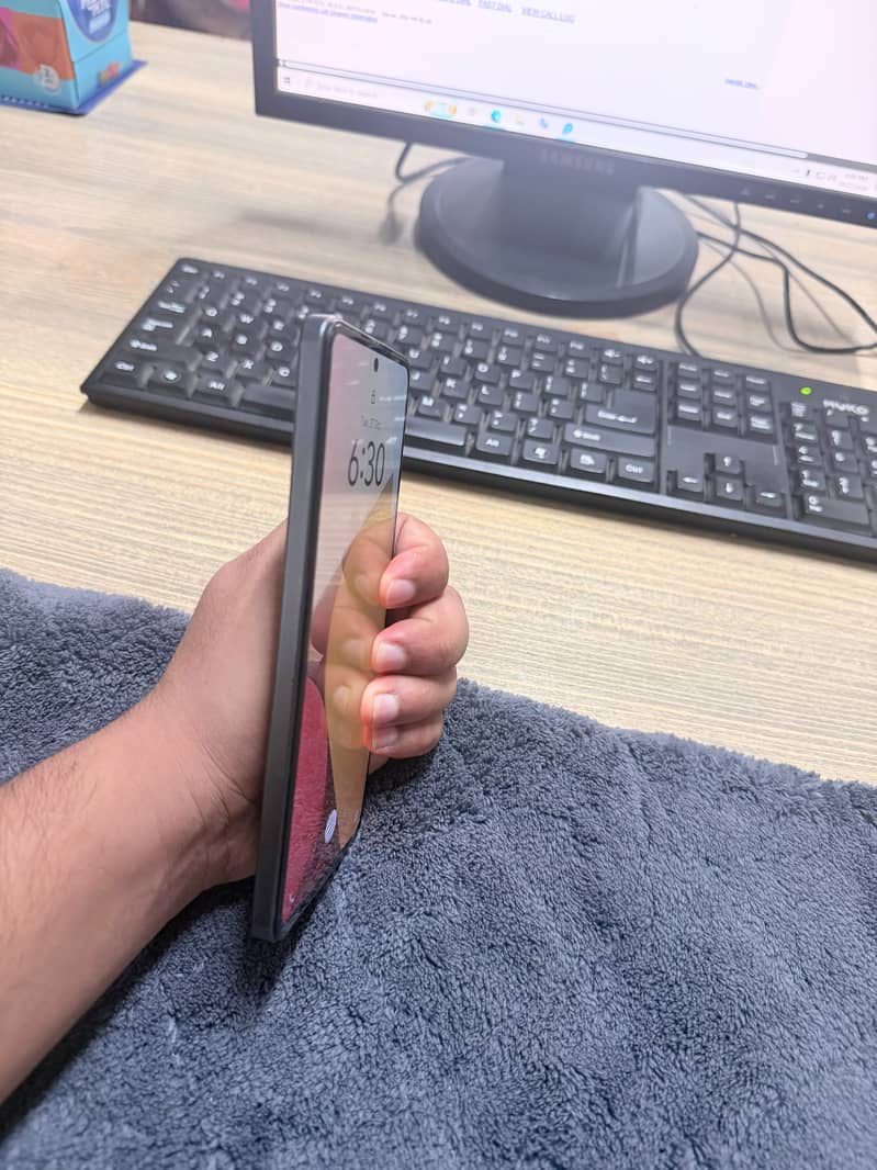 Vivo v27e 5