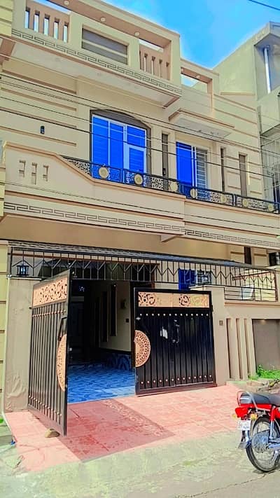 5 Marla Double Story New House For Sale.