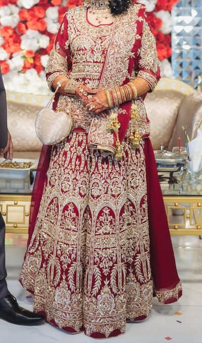 BRAND NEW BRIDAL DRESS
