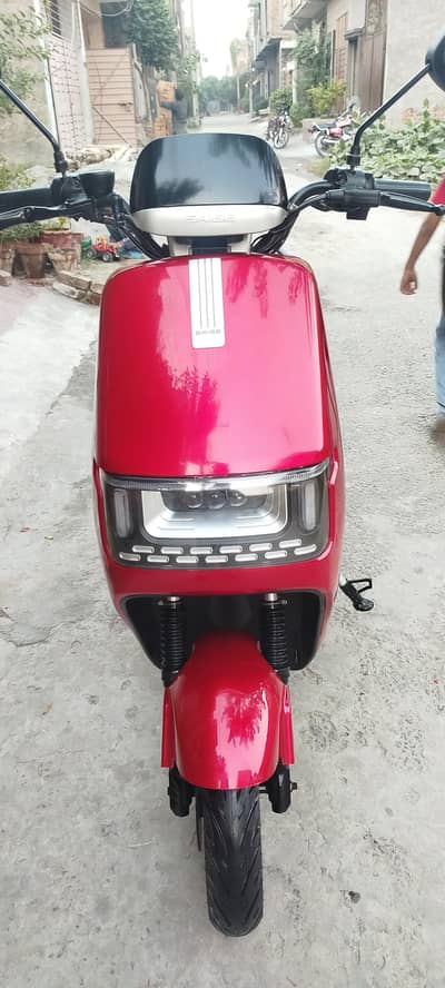 electric scooty for sale