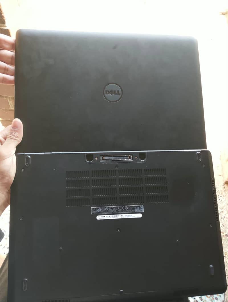 Salem laptop 4
