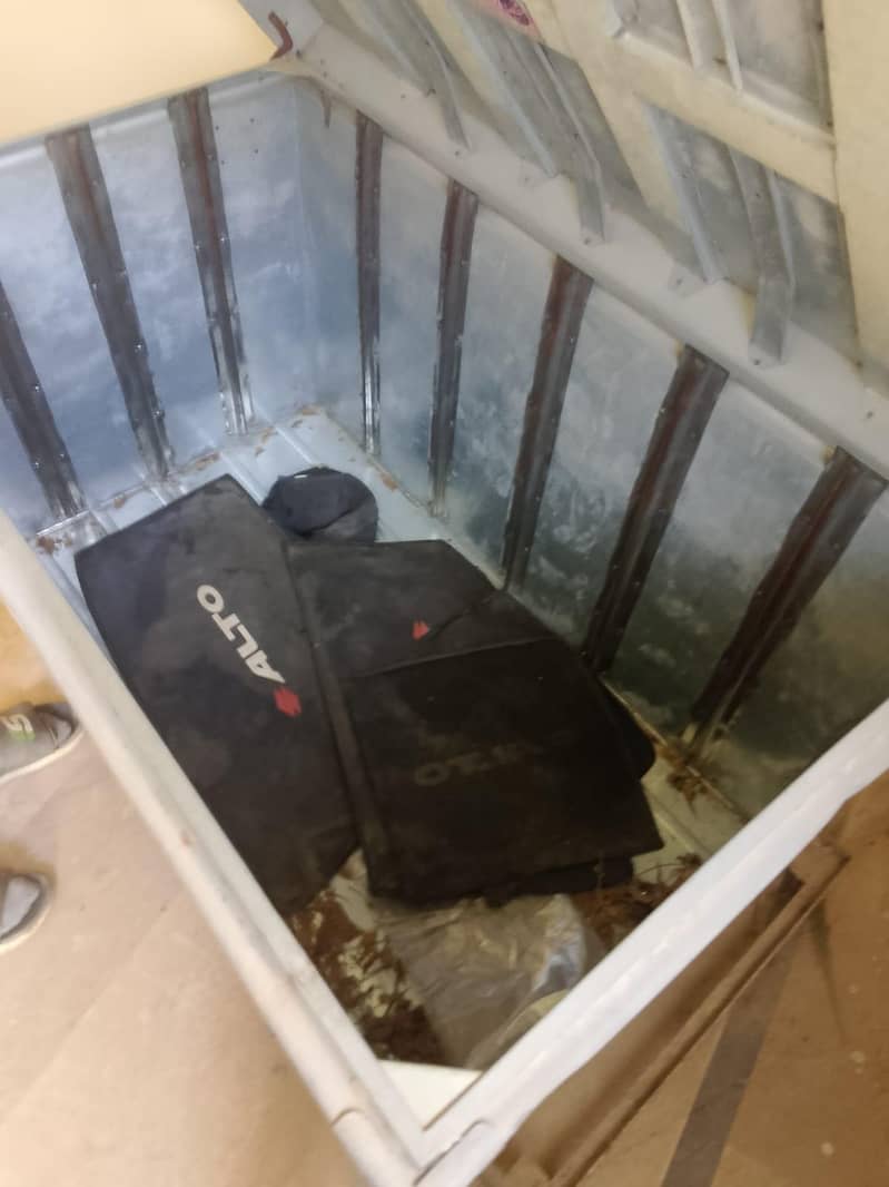 Medium size trunk 1