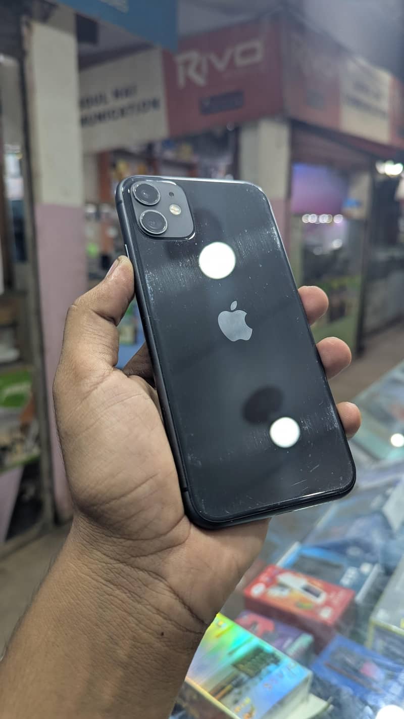 Apple iPhone 11 0