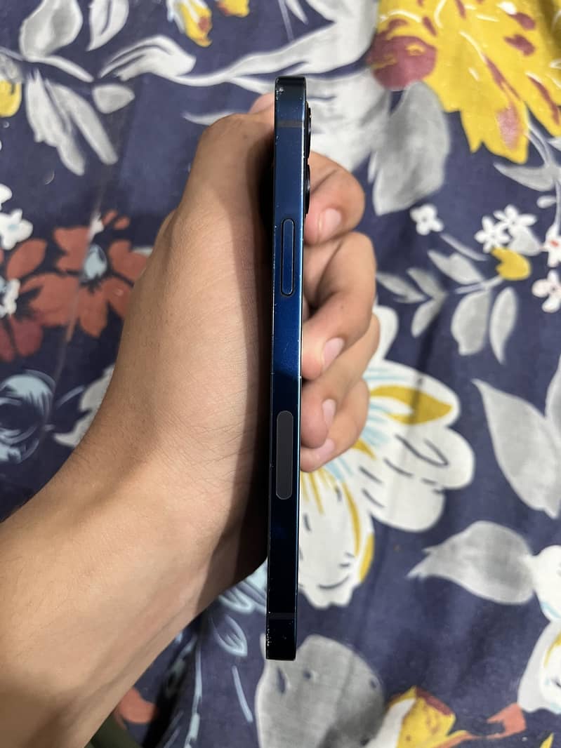 iPhone 12 jv 7