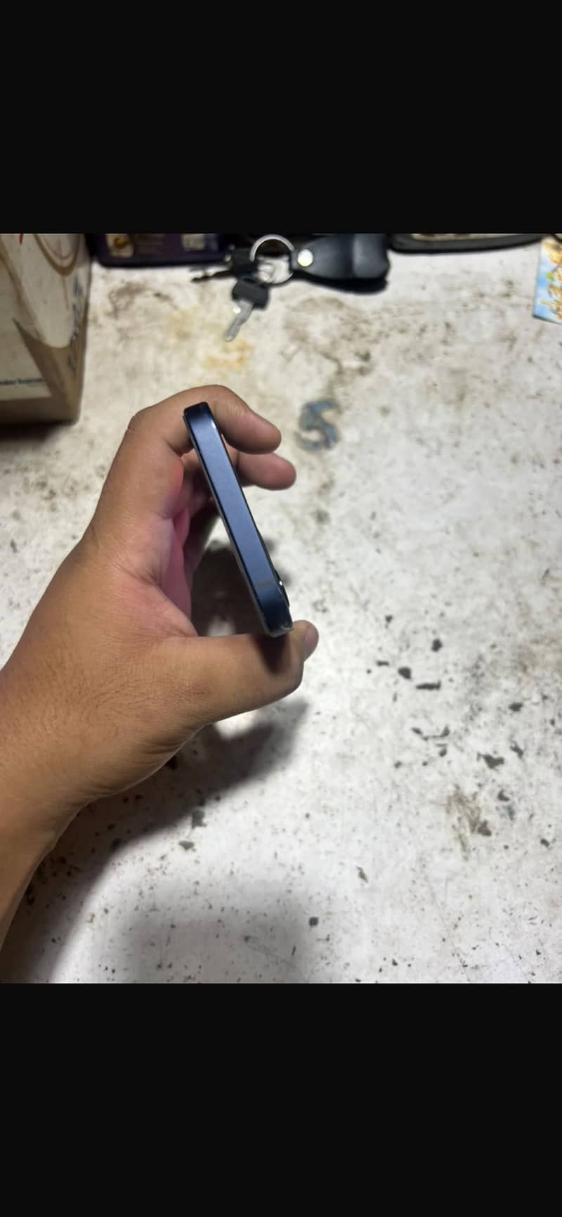 Apple iPhone 12 1