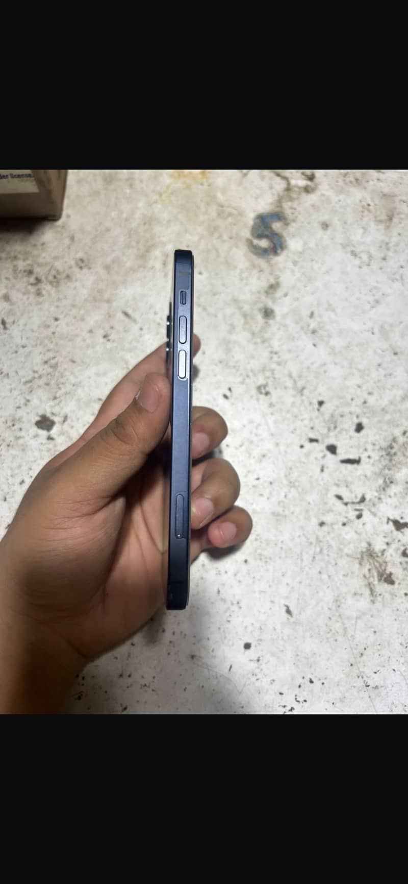 Apple iPhone 12 3