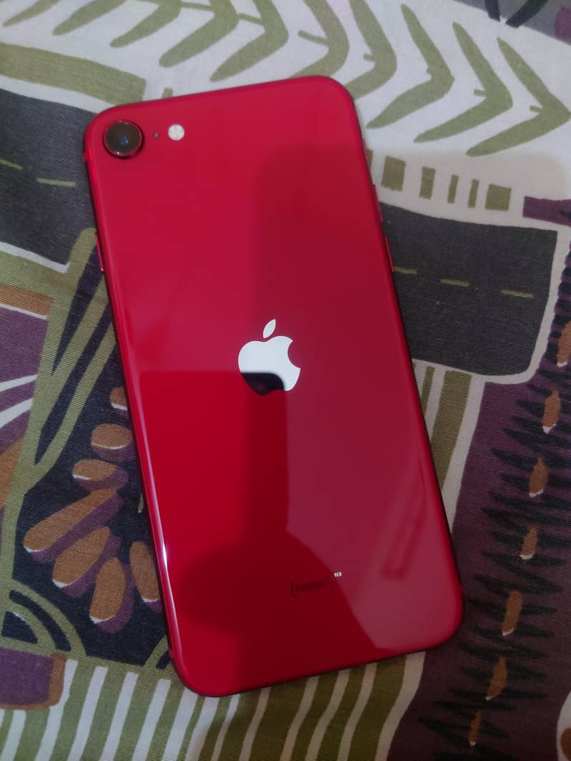 Apple iPhone SE 2020 1