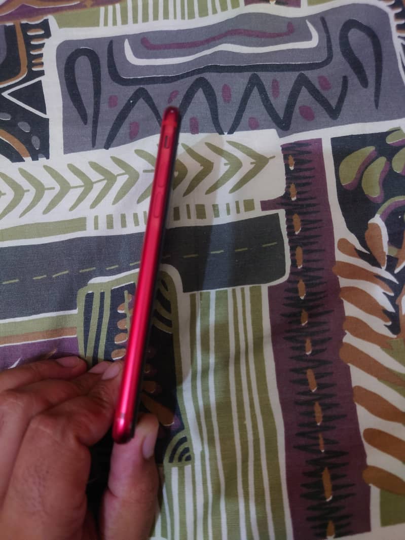 Apple iPhone SE 2020 2