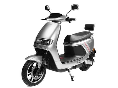 Evee C1 Air Good Condition Scooty