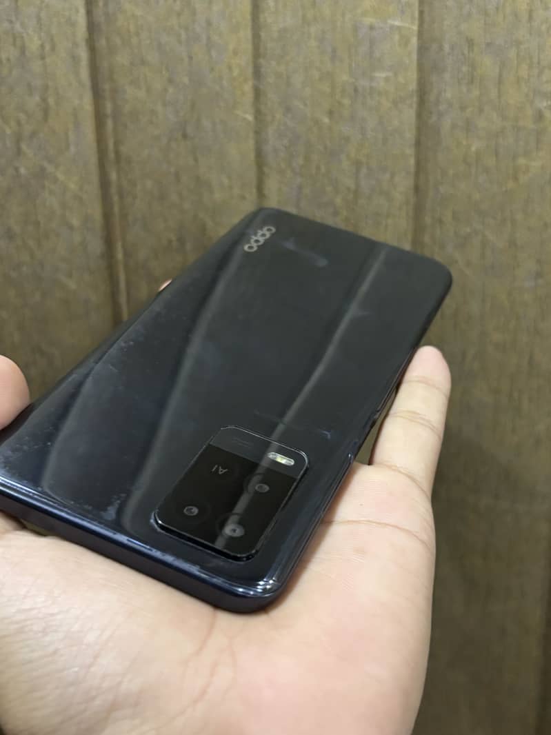 OPPO A54 4